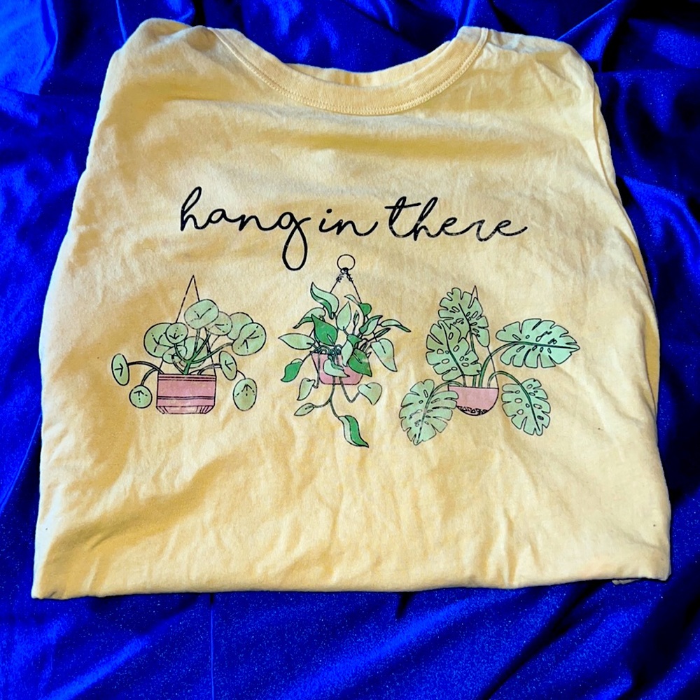 Zoe + Liv shirt sleeve Graphic Tee